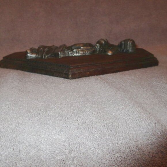 Vtg Aquarius Brutalist Art Sculpture Pewter on Wood Plaque Zodiac Celestial MCM - Picture 6 of 8